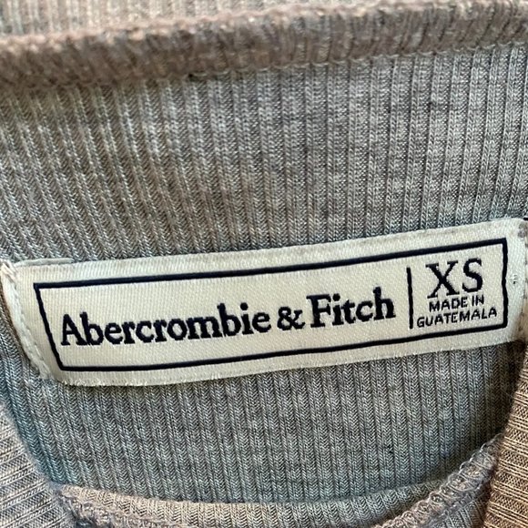 Abercrombie & Fitch Bell Sleeve Top - Picture 3 of 3